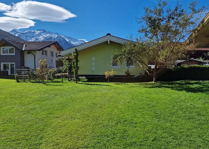 Fini بيت للعطل